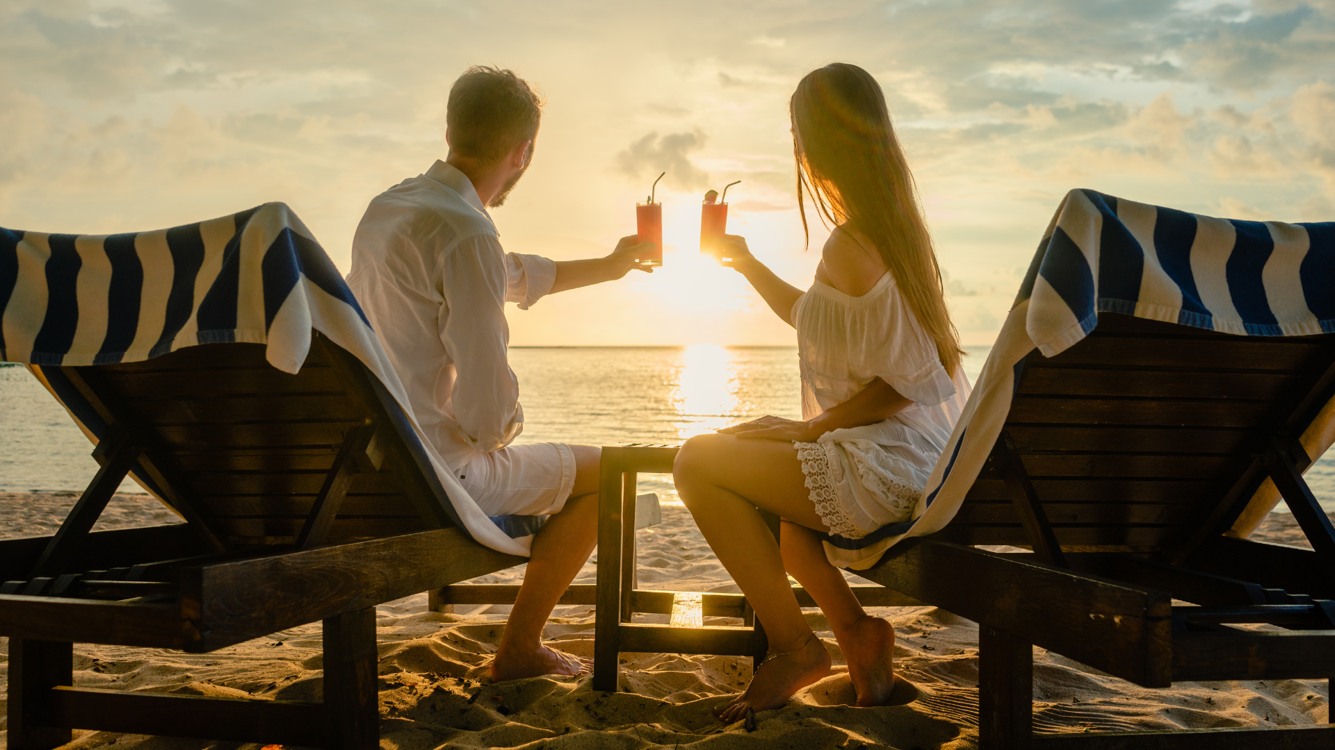 sunset chania couple